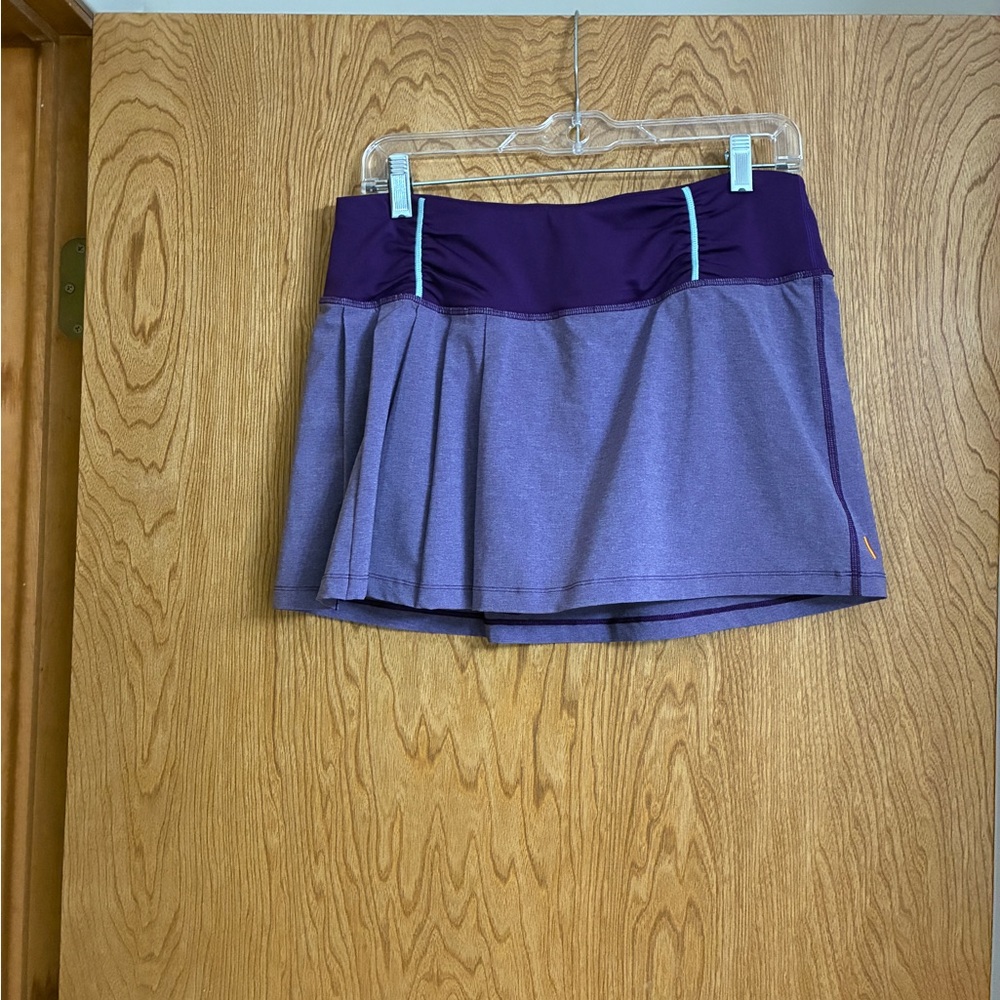 💜 Lucy Tech Women’s Skort Size M